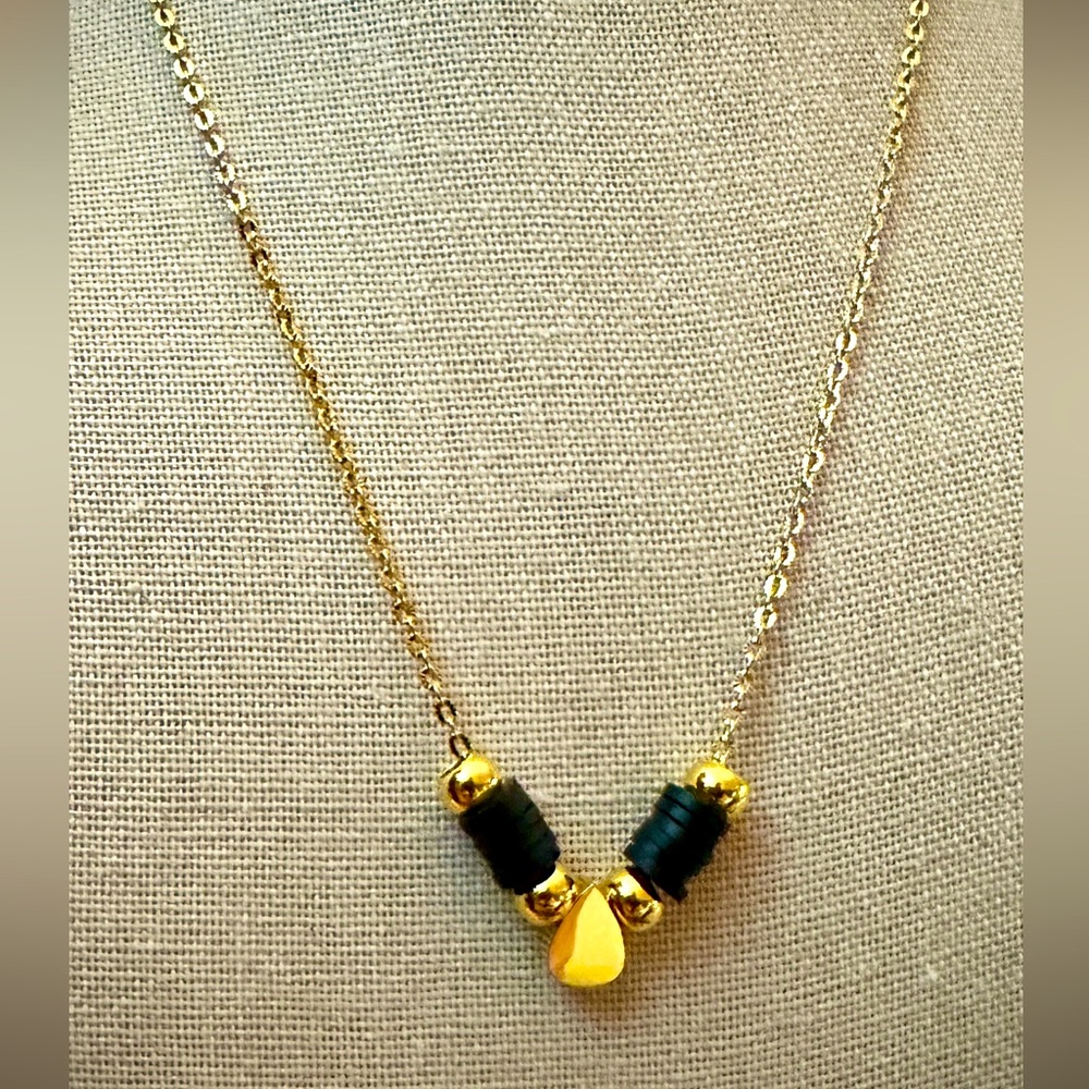 💝 Handcrafted 18 kt Gold Teardrop Charm Necklace with Black Clay Beads❣️